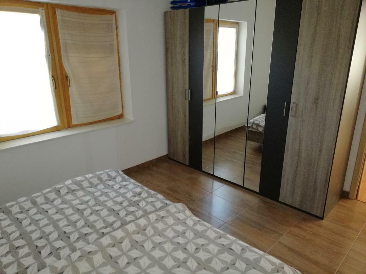 Kod Male Gospe Villa Tribalj Kültér fotó